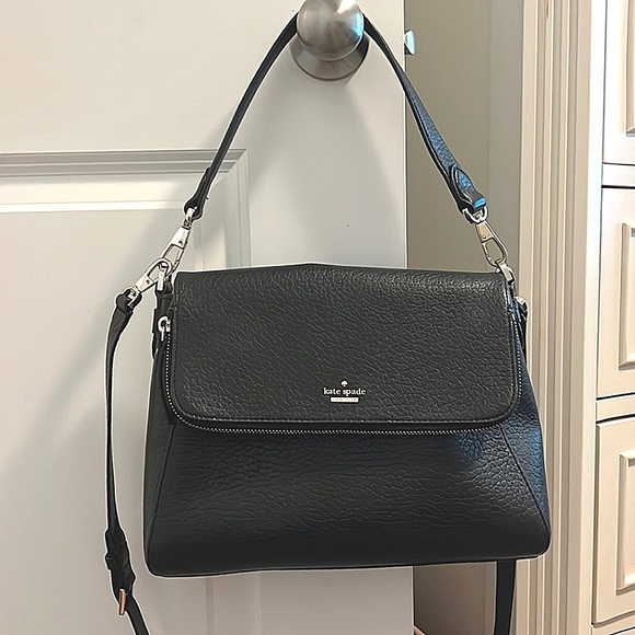 kate spade Handbags - Kate Spade Black Pebbled Leather Shoulder Bag